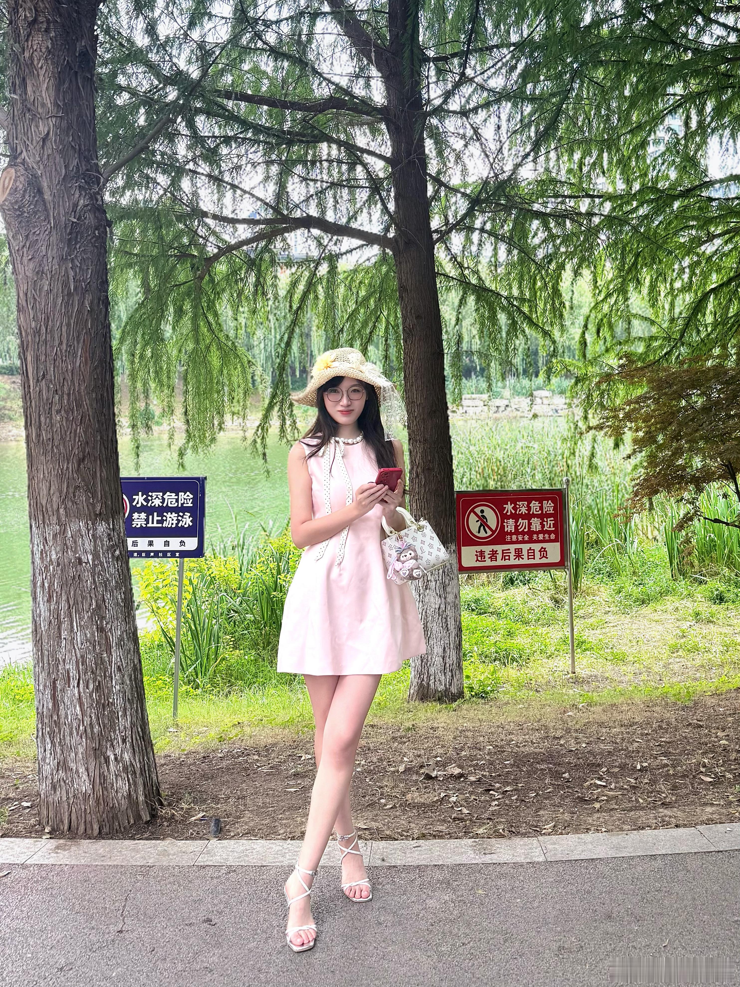 明天去学校拿毕业证🎓 
