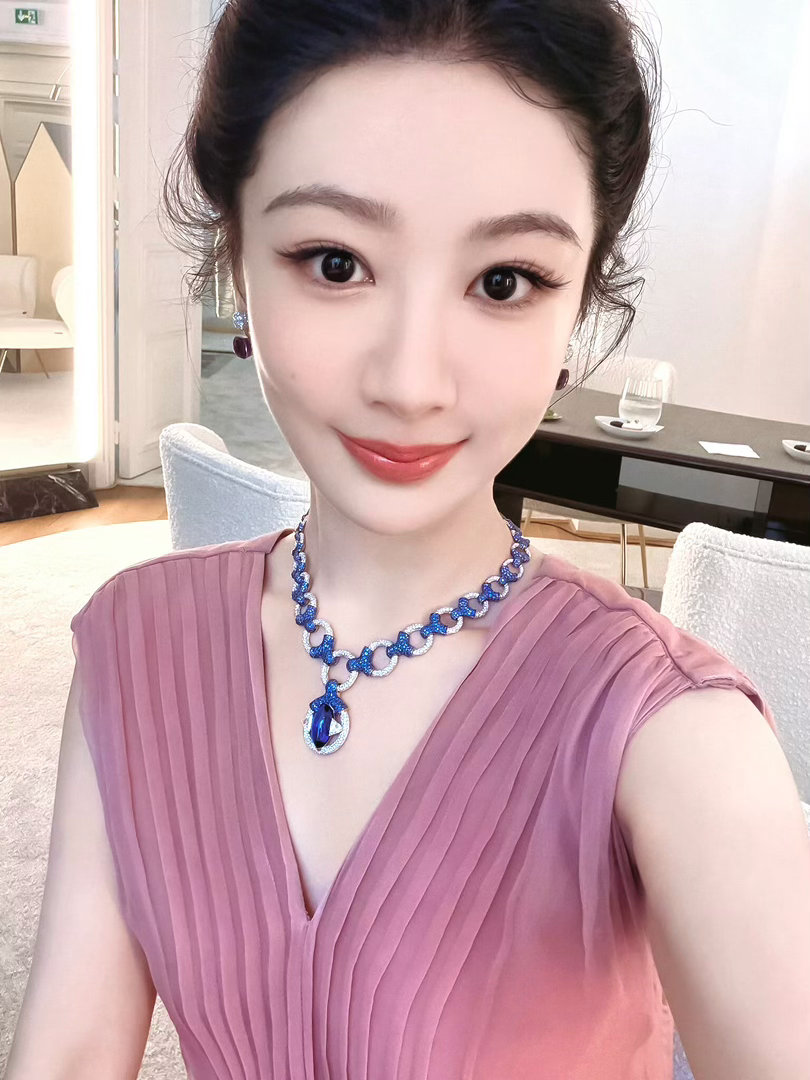 杨紫杨紫玉兰花开君再来 杨紫杨紫董竹君 你最争气，你最棒！我最喜欢你啦