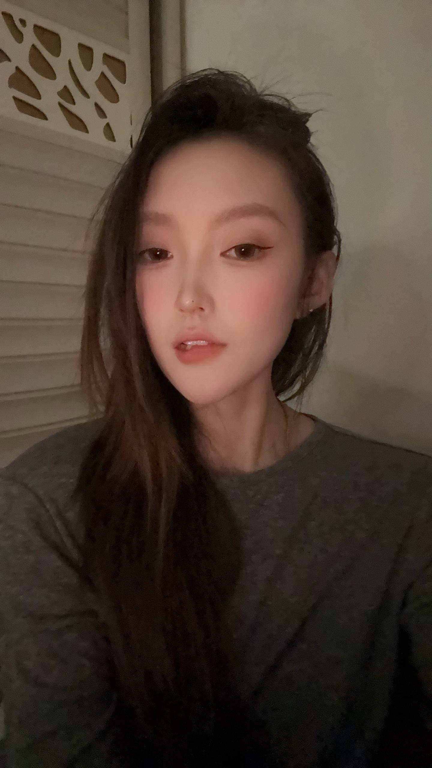 天下熙熙攘攘 皆为利往  优先考虑优先考虑你的人。