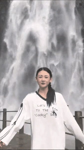 万万没想到。浙江，一名女生五一假期结束后刚上了一天班就请了假，请假第二天她来到瀑
