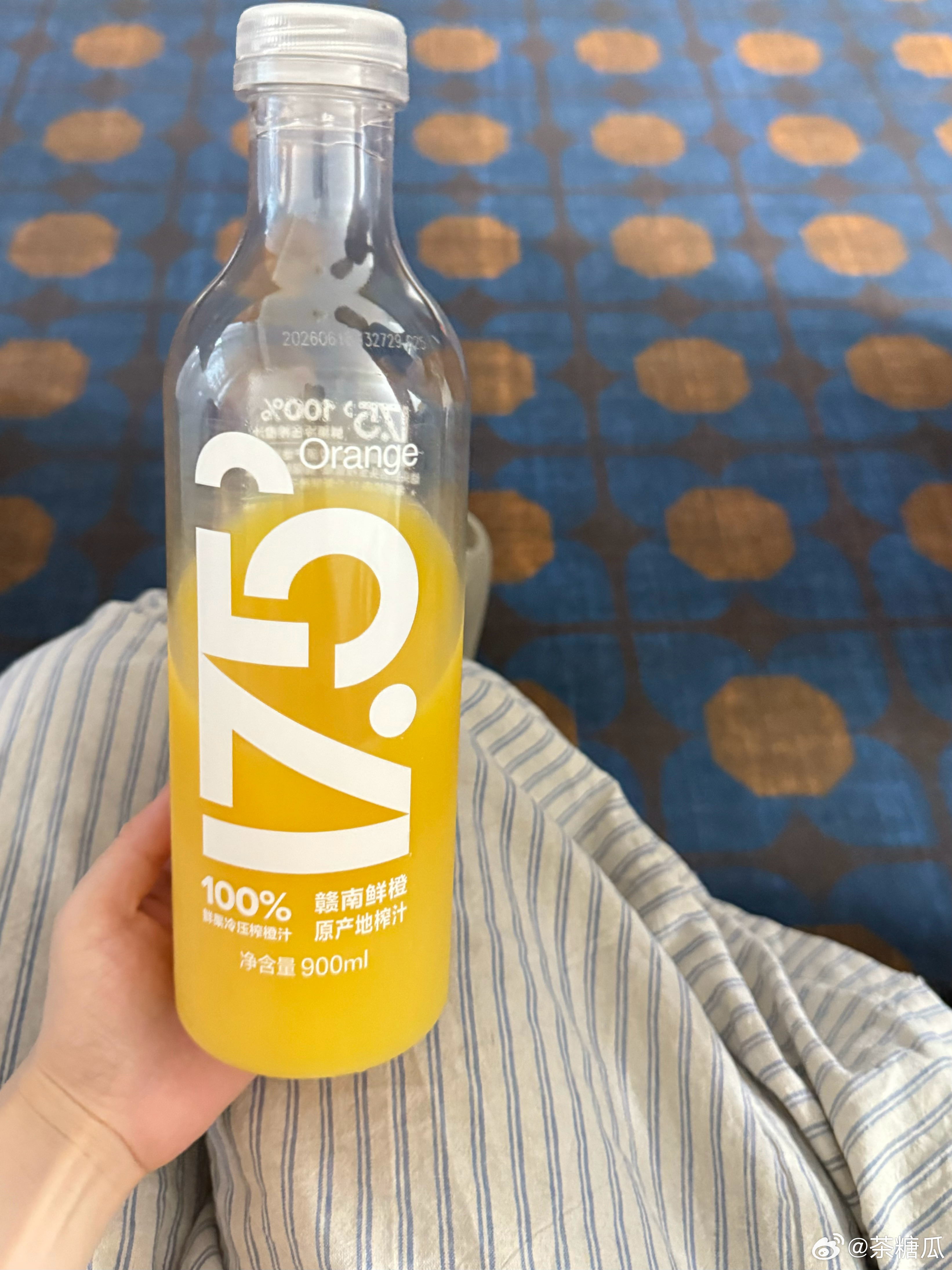 我发现山姆这个17.5º橙汁比其他橙汁都好喝不过要少喝点一瓶里面有11个橙子🍊