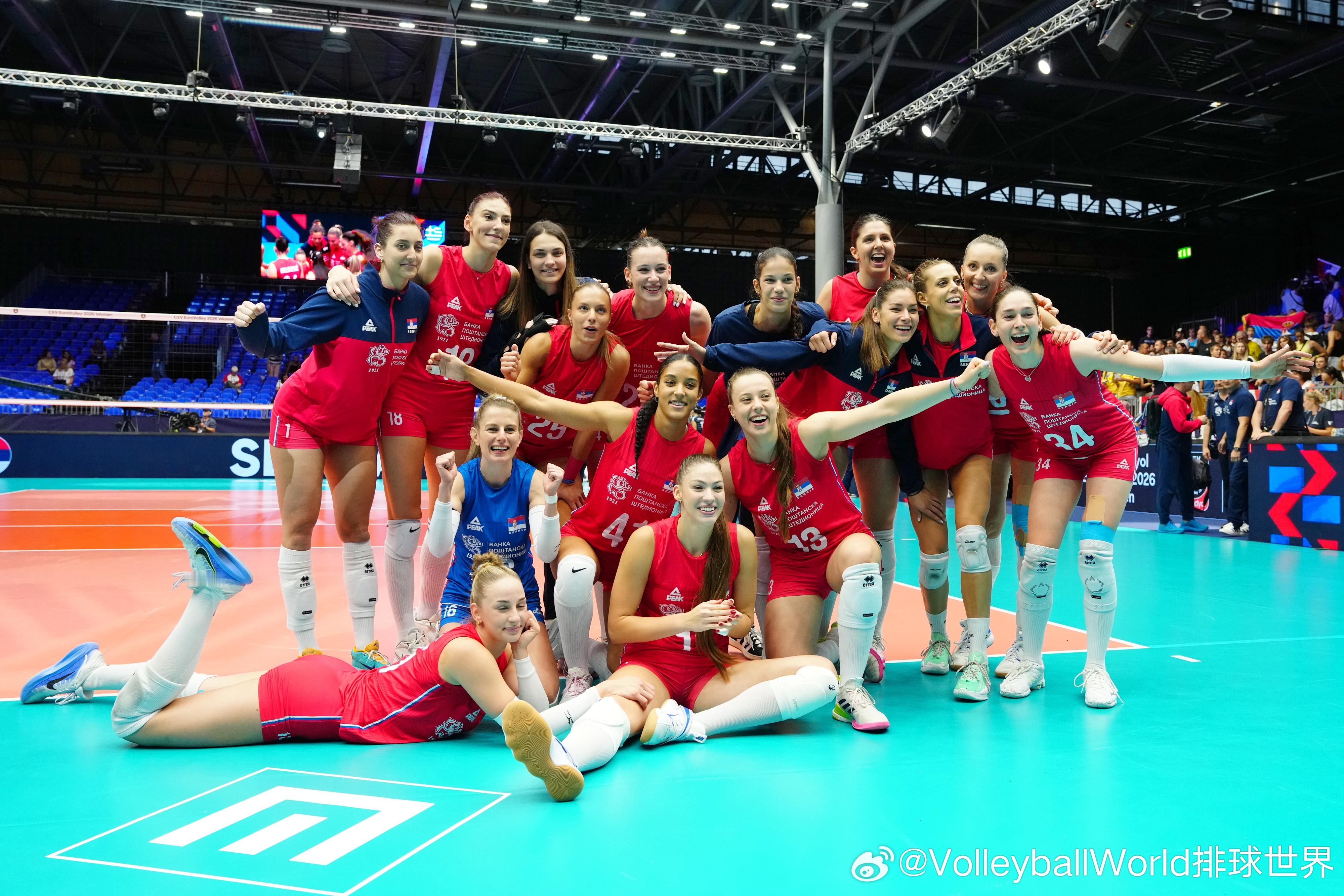 2026女排欧锦赛 意大利 塞尔维亚率先晋级四强 塞尔维亚🇷🇸3-0希腊🇬