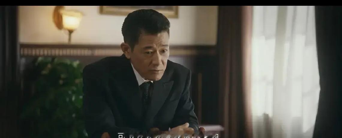 1943年，澳门华商从日军手里“骗”回30吨柴油。靠的不是枪，是一本账。
 
日