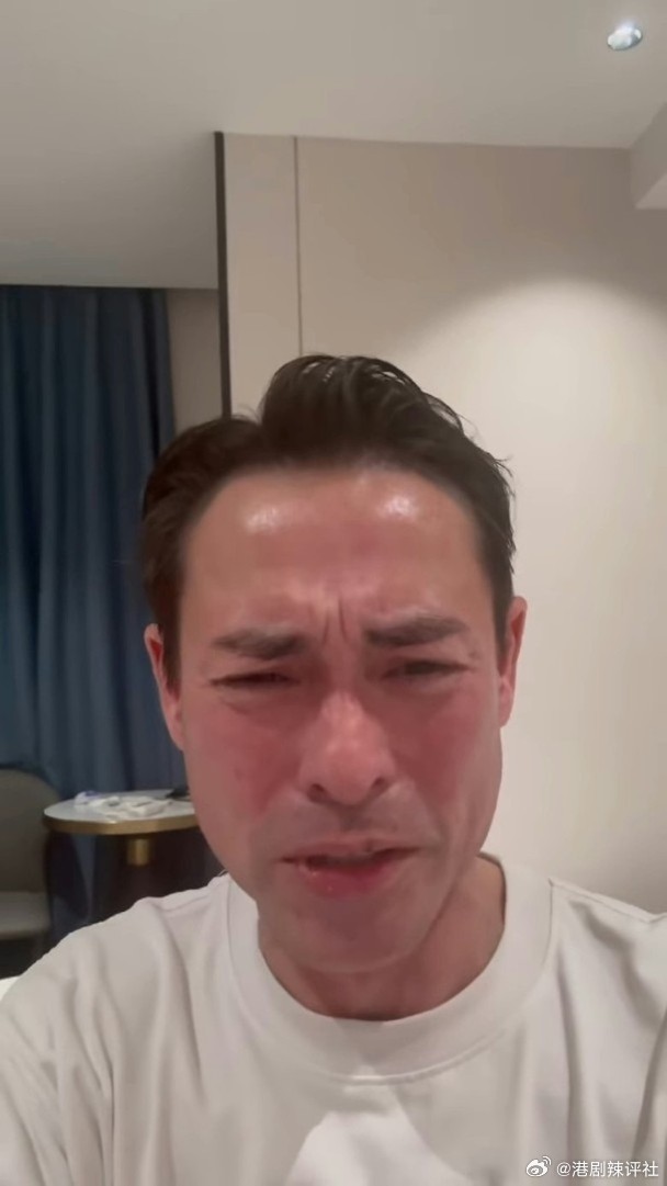 現年53歲的藝人海俊傑，去年底經歷了人生中最沉重的打擊。他的化妝師太太莫家慈因突