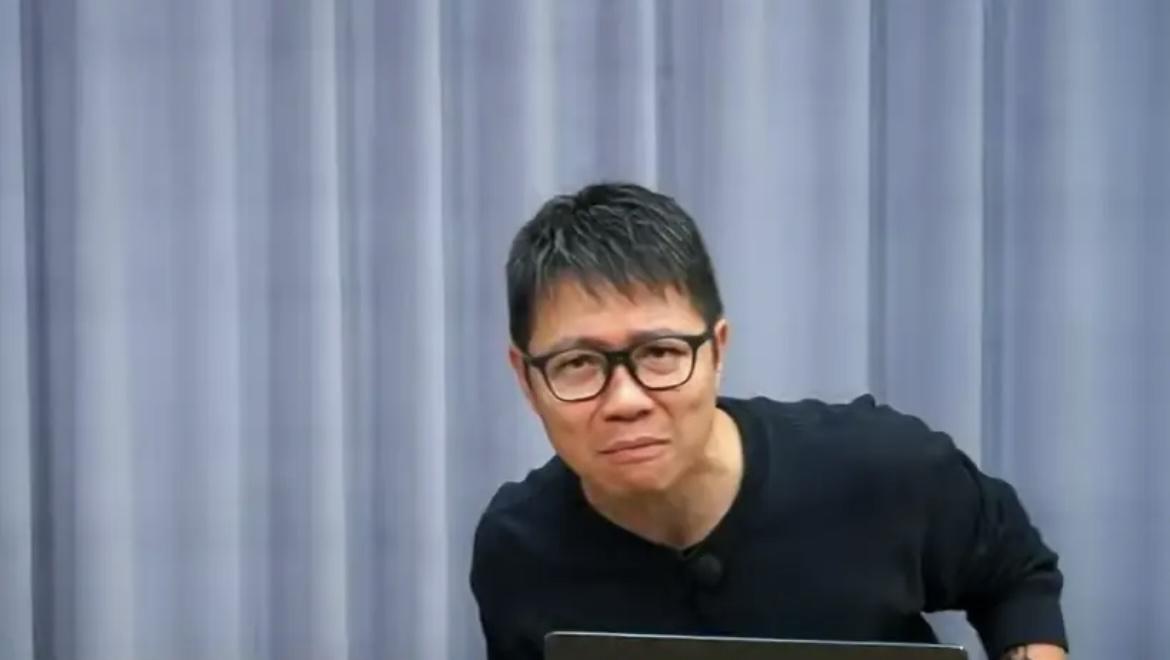 朱凯祥这波“抓狂”也太好笑了！国民党副主席萧旭岑刚提“两岸一国两区”，他就跳出来