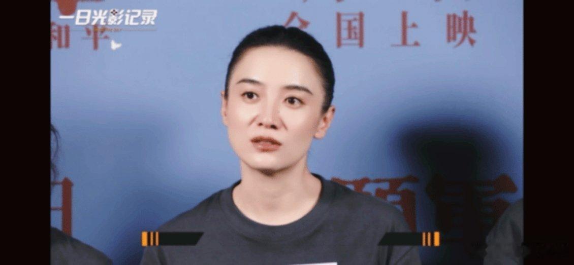 宋佳说特别喜欢张子枫 宋佳与张子枫的缘分似春日繁花，一次次绽放。不知这是她们第几