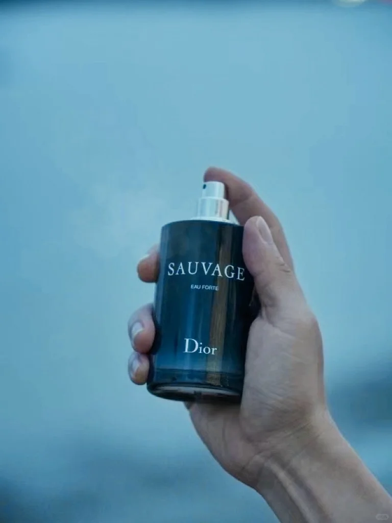 带着征服巨浪的勇气汇入大海🌊