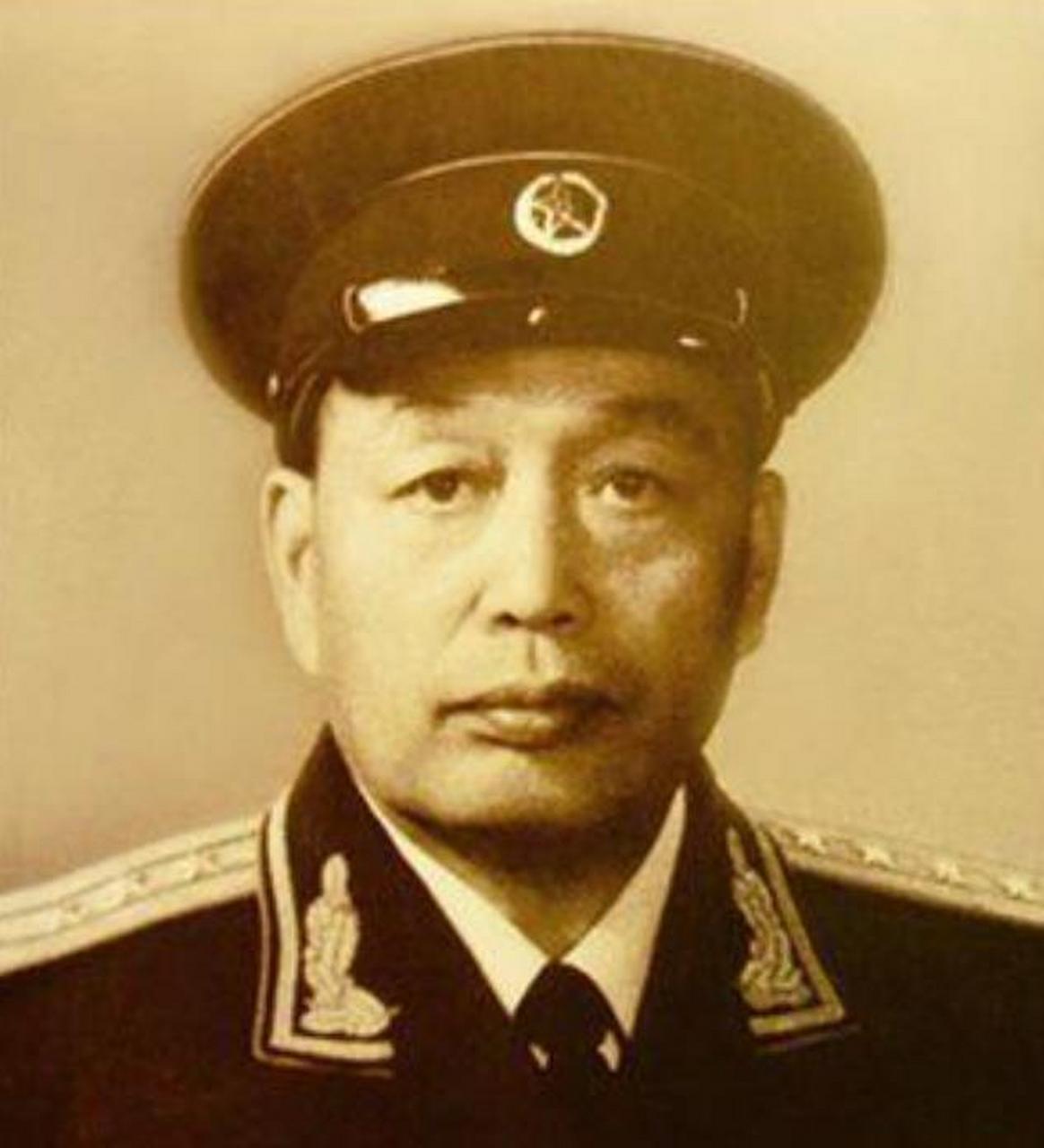 “他‘牺牲’后，全团哭着开追悼会——可几天后，这个‘死人’竟从鬼子眼皮底下逃了出