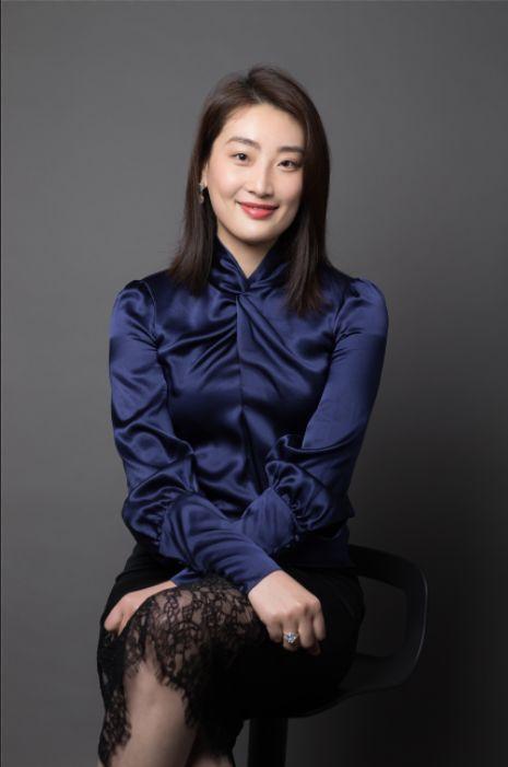 一次，主持人问宗庆后:“你女儿是82年的，已经到了适婚的年龄，有没有想过她找女婿