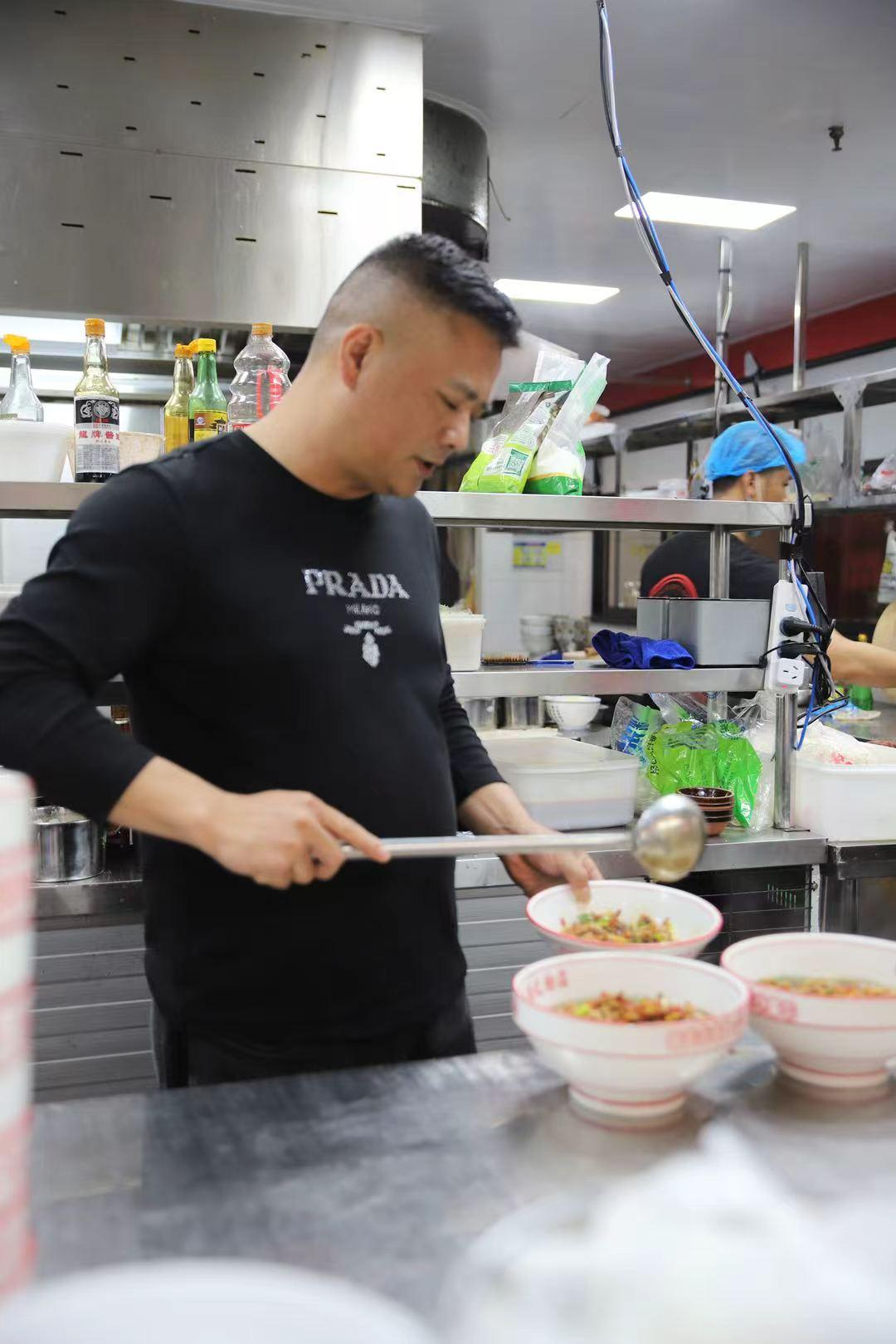 周记粉店：以匠心守味，用时光筑造湘粉文化帝国

文/中国餐饮文化大师 邓杰

1