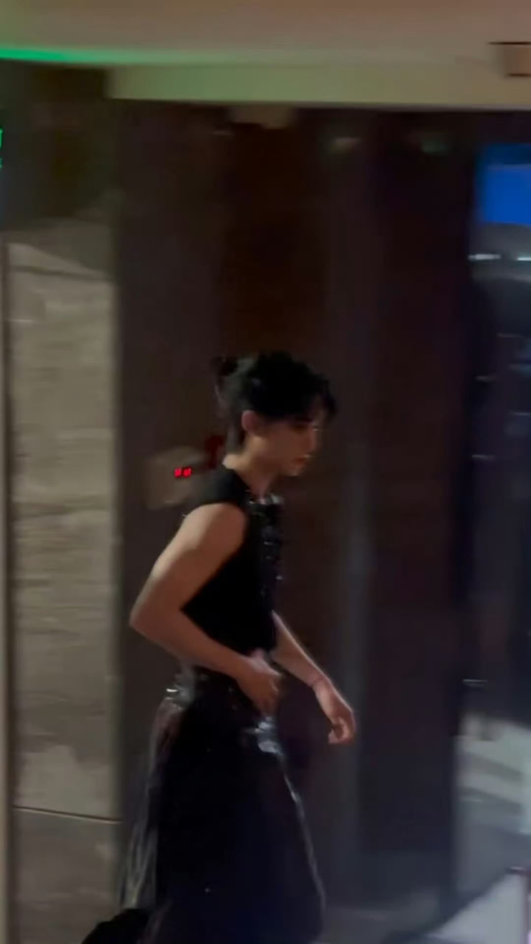 无袖小辫子🥵丁程鑫逐渐往老公王的方向进化中丁程鑫开推无袖造型