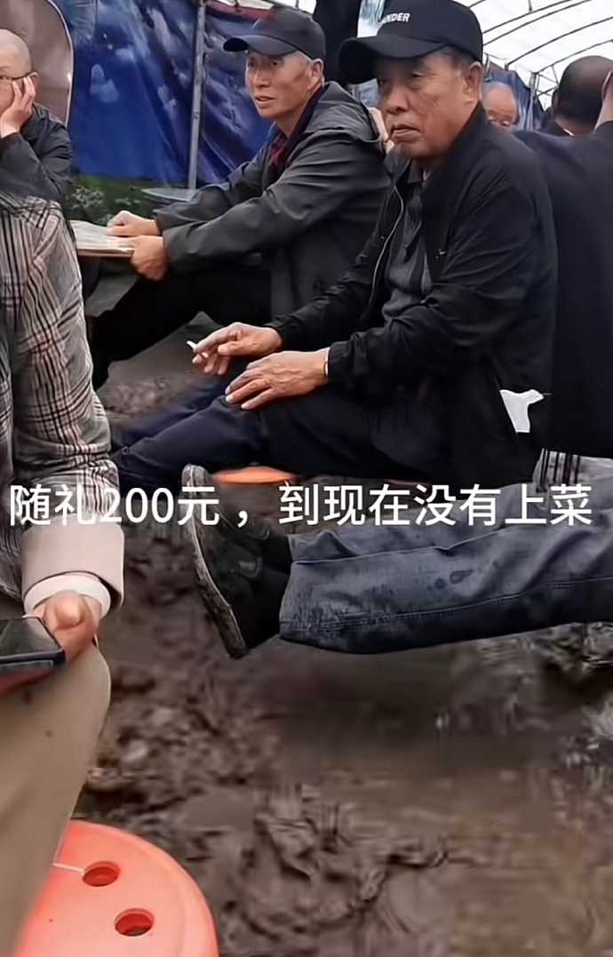 我嘞个真正的流水席🤣👉🏻松弛感拉满了 
