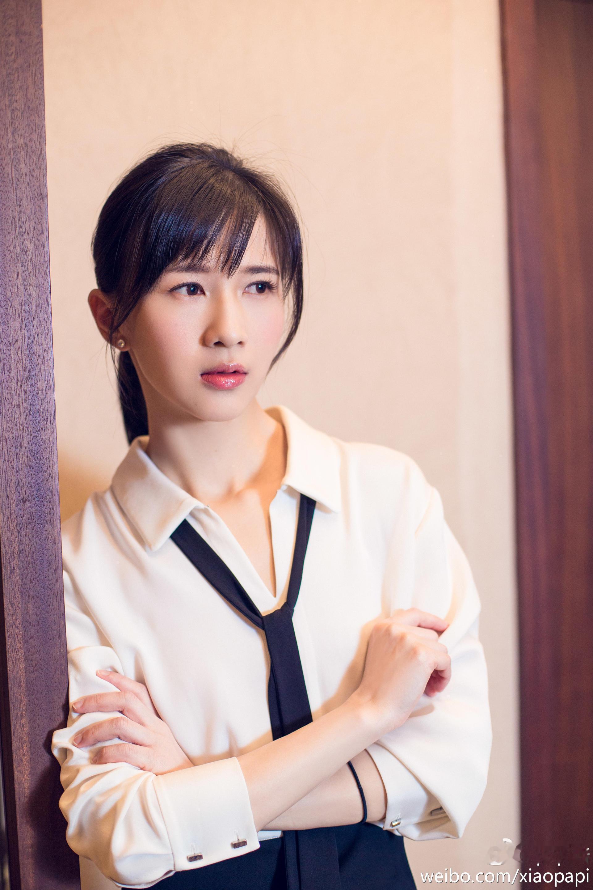 papi酱 可能杨子这就是专业吧  为什么他总是在节目里蹦哒  