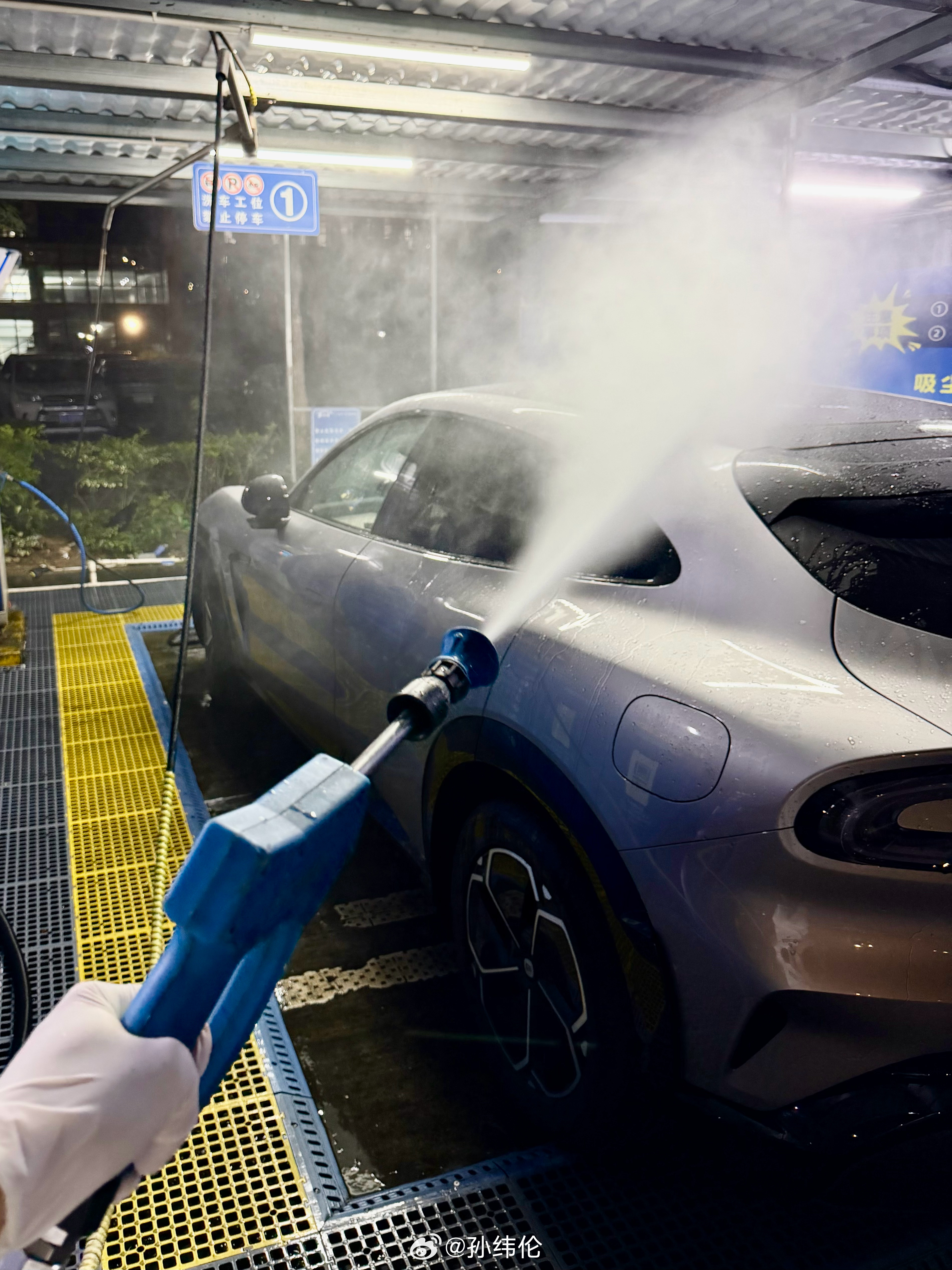 车买回来一直都是自己动手洗，如果是车行，一般都是30-50？ 深圳·深圳宝安大铲