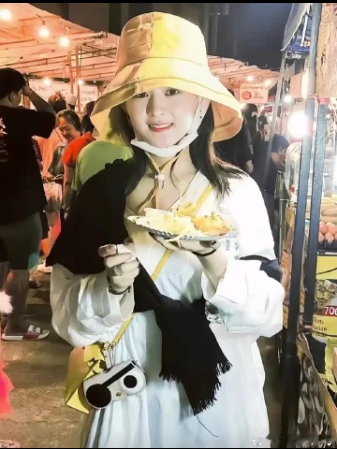 赵丽颖[超话]   赵丽颖｜你们没有见过系列我什么时候才能掐掐她的小脸蛋儿[哈哈