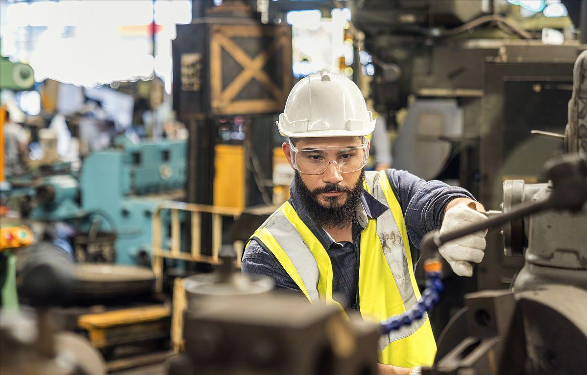 美伊冲突持续两个月，外界原本预想的美军快速制胜并未出现，反而呈现出明显的力量僵持
