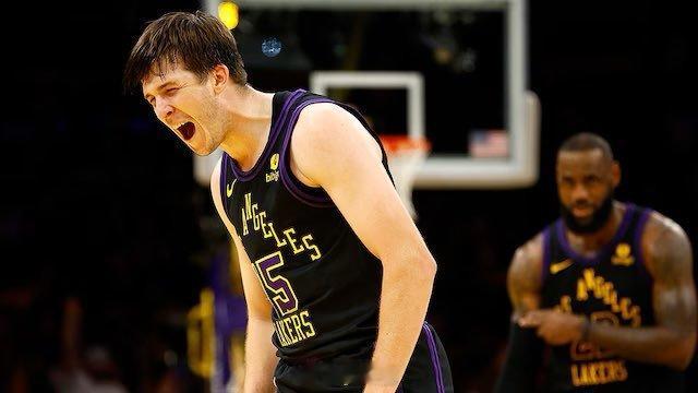 湖人将里夫斯明天G3的状态升级为有可能出场，他因左侧腹斜肌二级损伤，预计要休息4