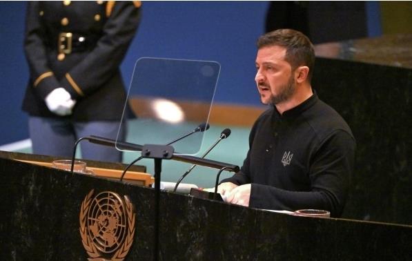 乌克兰国家反腐败局如果公布泽连斯基腐败材料，泽连斯基可能会立刻辞职。
    乌