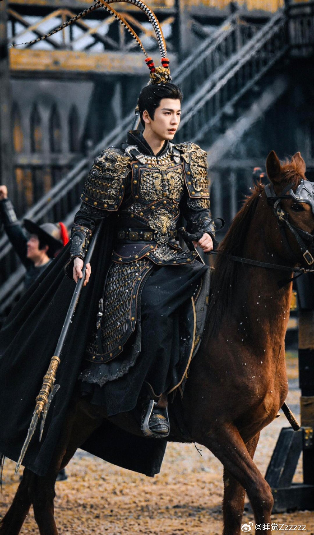 张凌赫谢征掉马后告白这段张凌赫谢征文言文告白够我学三年 一句愿以赤心聘汝为妇，道