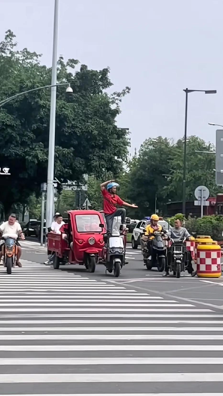 世人笑我太疯癫……这是什么门派？