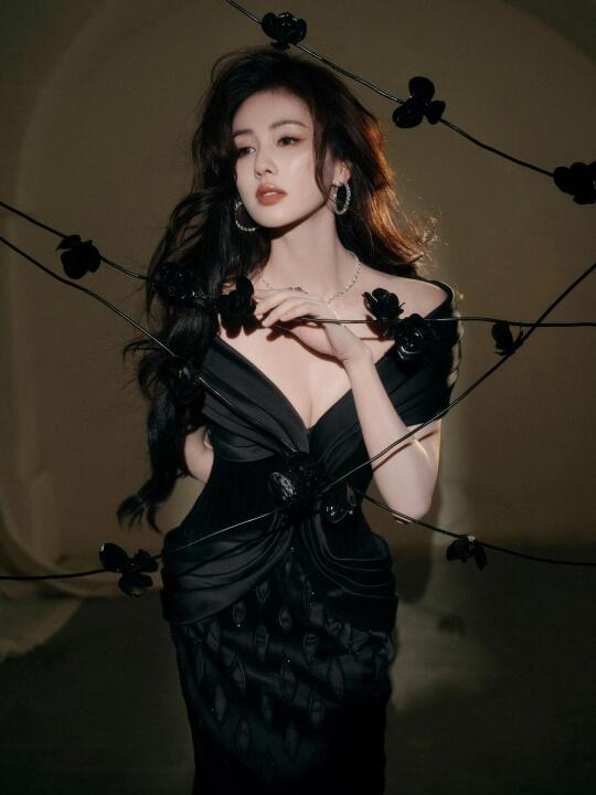 白鹿｜今日份美女