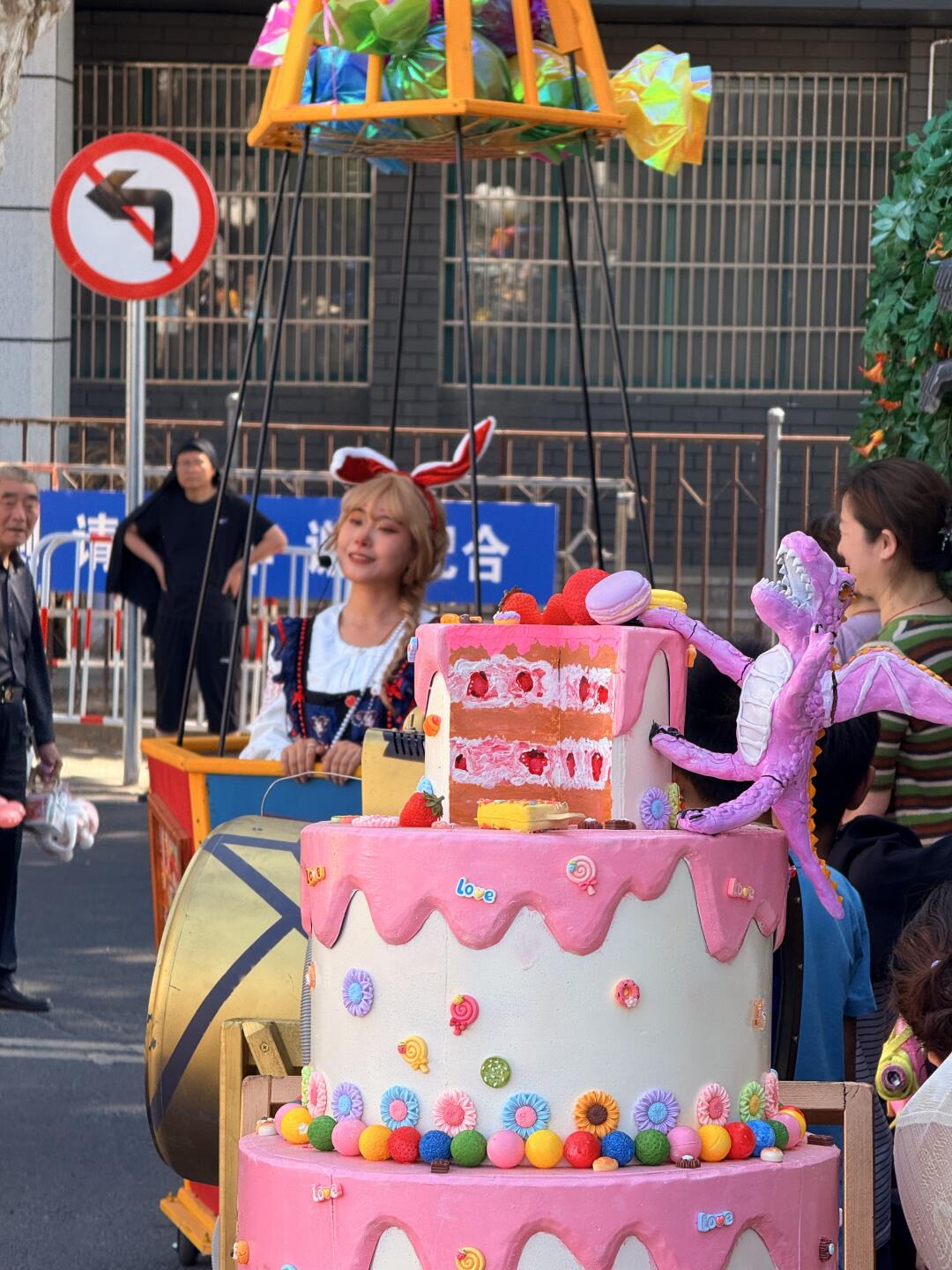 五一的绍兴上大路太热闹噜