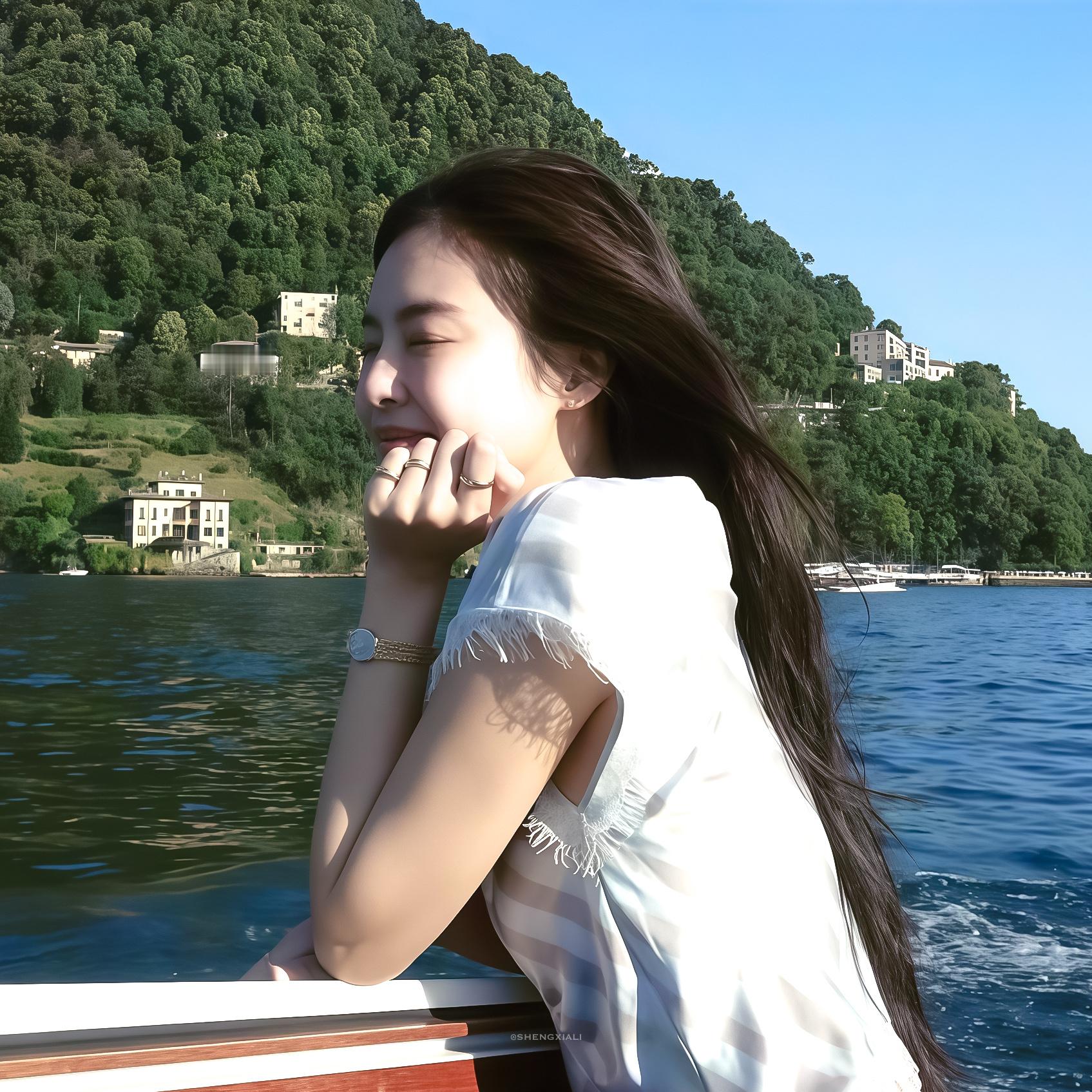 JENNIE · 世界如此辽阔⛰️🌊头像更新～ 