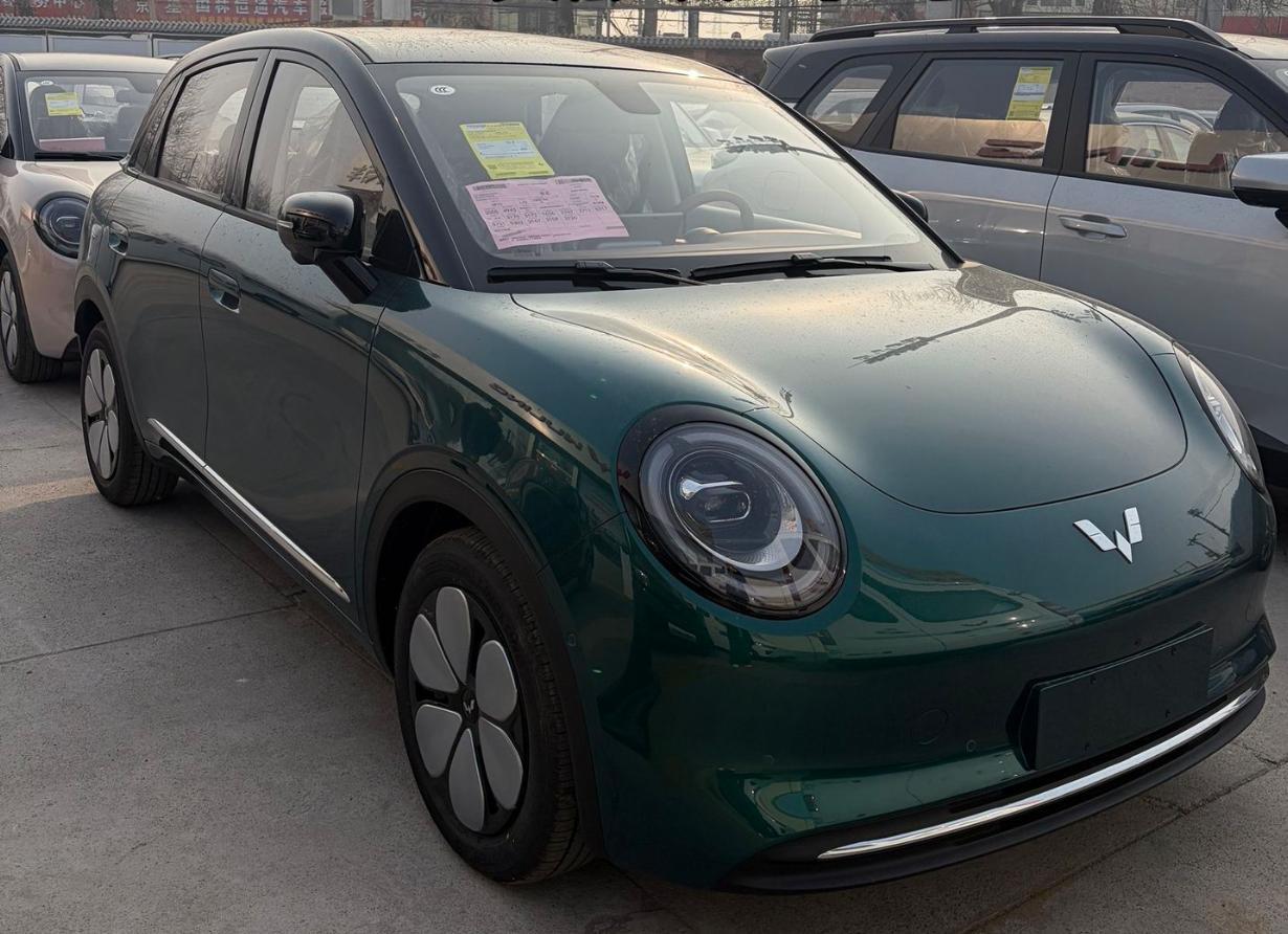 五菱缤果Pro实车曝光！这回缤果家族终于凑齐了
继缤果、缤果S之后，五菱又带来了