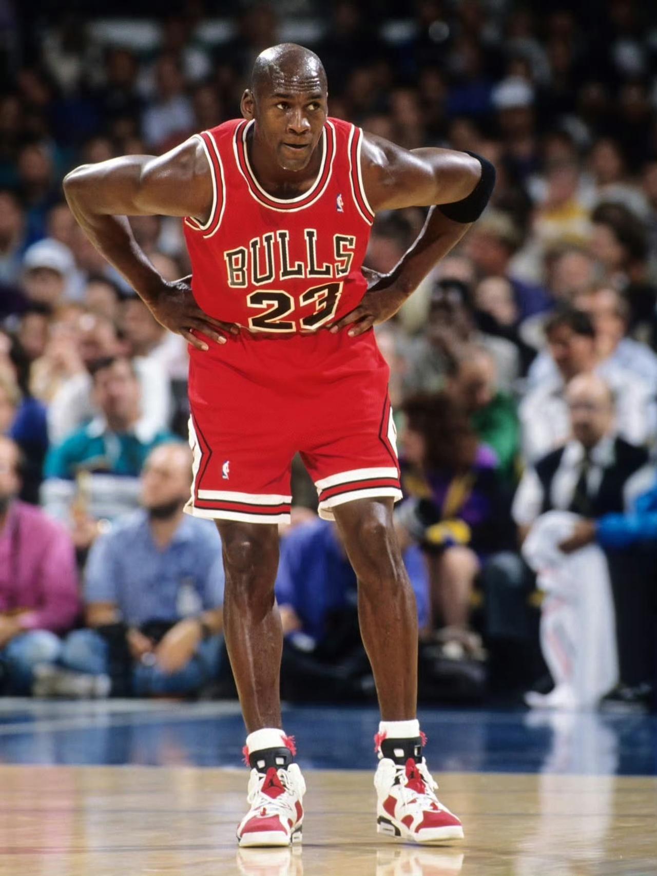 如果每一个数字代表NBA一样东西，每项数字最适合谁？

1:更适合真神迈克尔乔丹