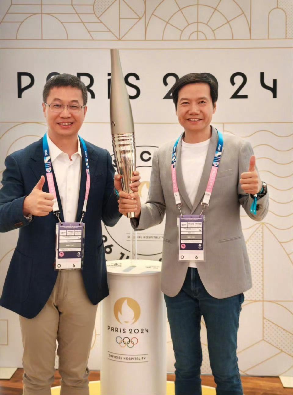 雷总是真劳模，直飞欧洲，调研完法国市场的小米后直奔奥运会开幕式，旅行博主上线，开