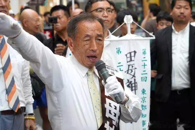 ，中国对台独的警告次数大多，就连台湾民众都不害怕了，台湾民众不慌张这事挺值得琢磨