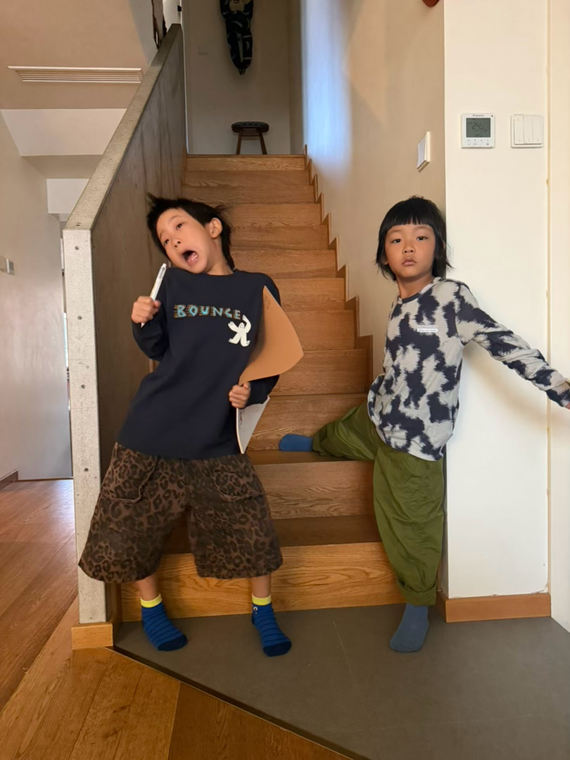 经过两周磨合终于越来越顺了，恢复每日记录📝眼看着从坐在台阶上的小不点，变成了大