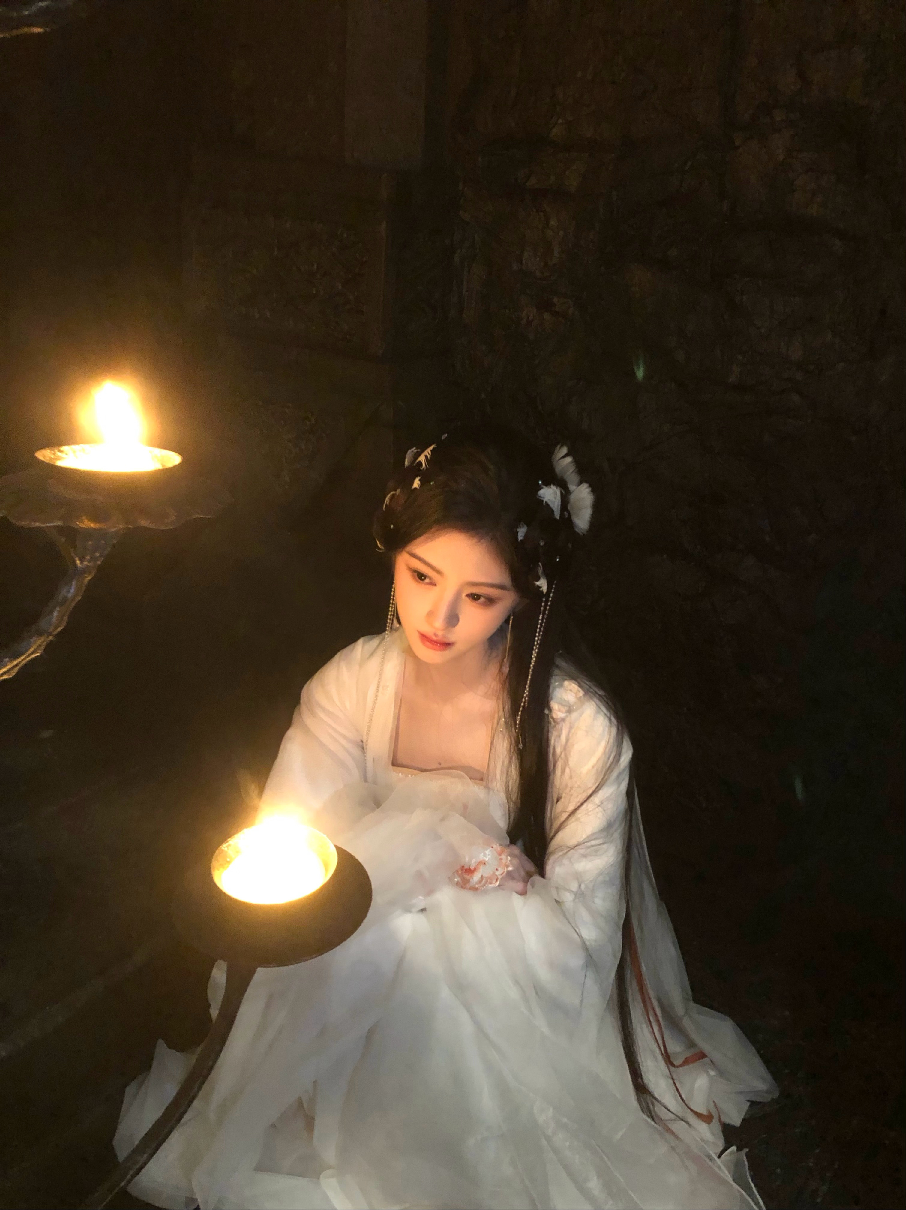 鞠婧祎姜黎非jjy鞠婧祎千香“玫瑰不会枯萎，纸飞机不会掉落，追随你的步伐不会停留