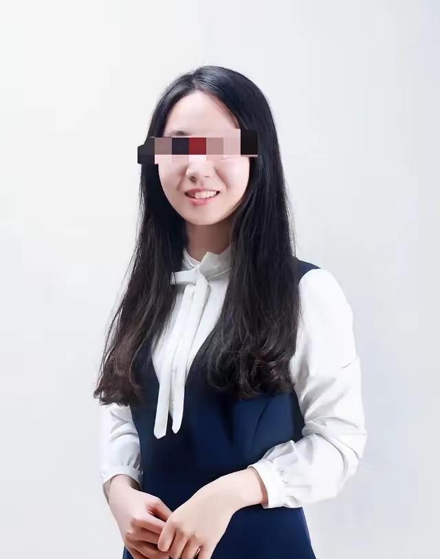86页实名举报，把武汉大学再次推上热搜。举报者是一对姐妹，分别20岁和15岁，指