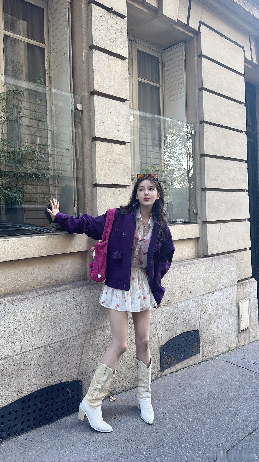 解说Rita晒照：十一月旅行的快乐！南法的五彩斑斓想和rita开一局！[doge