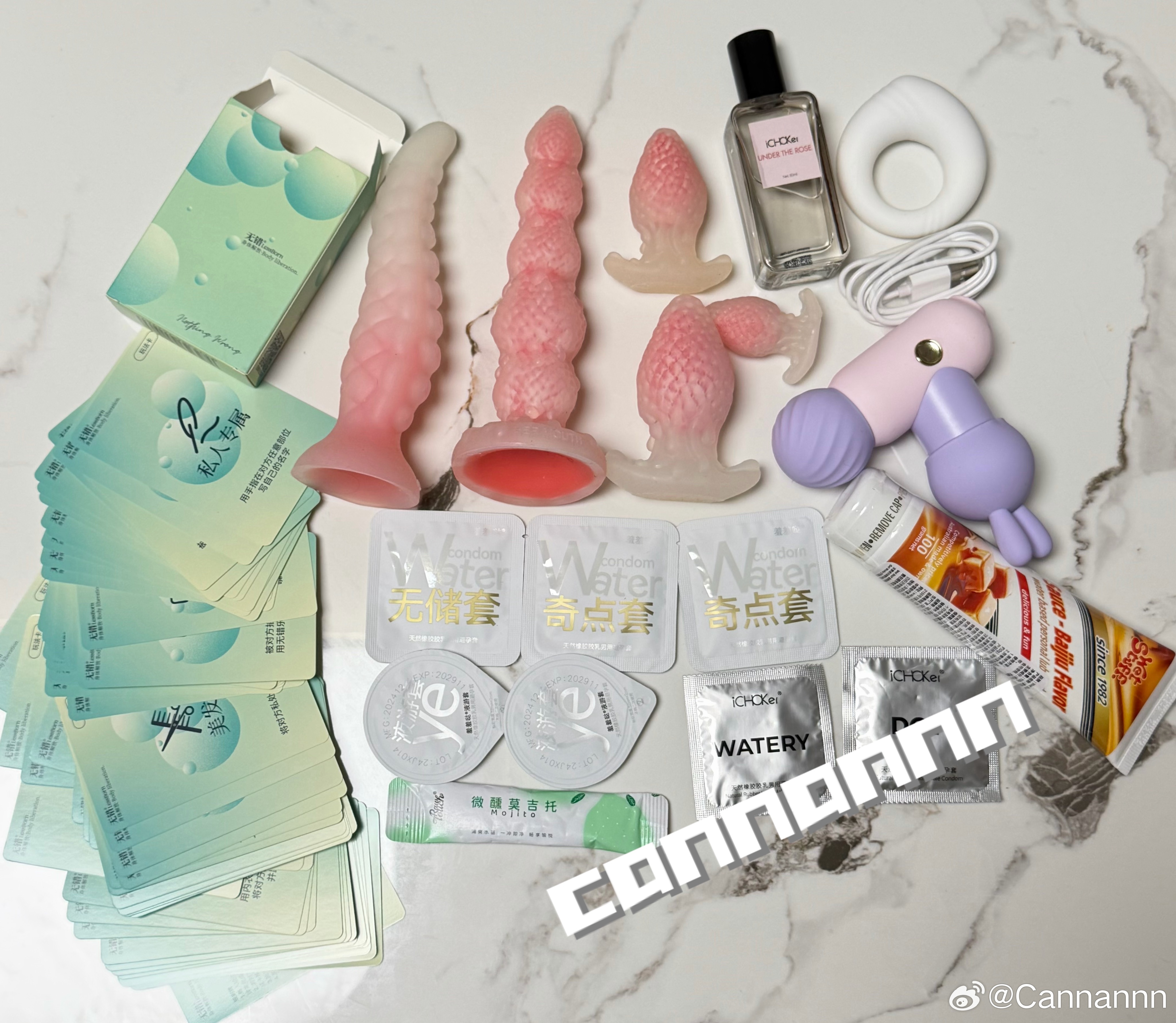 用这些换一顿饭总够了吧当我朋友的好处就是用不完的新品不过有一说一 这个卡牌也太有