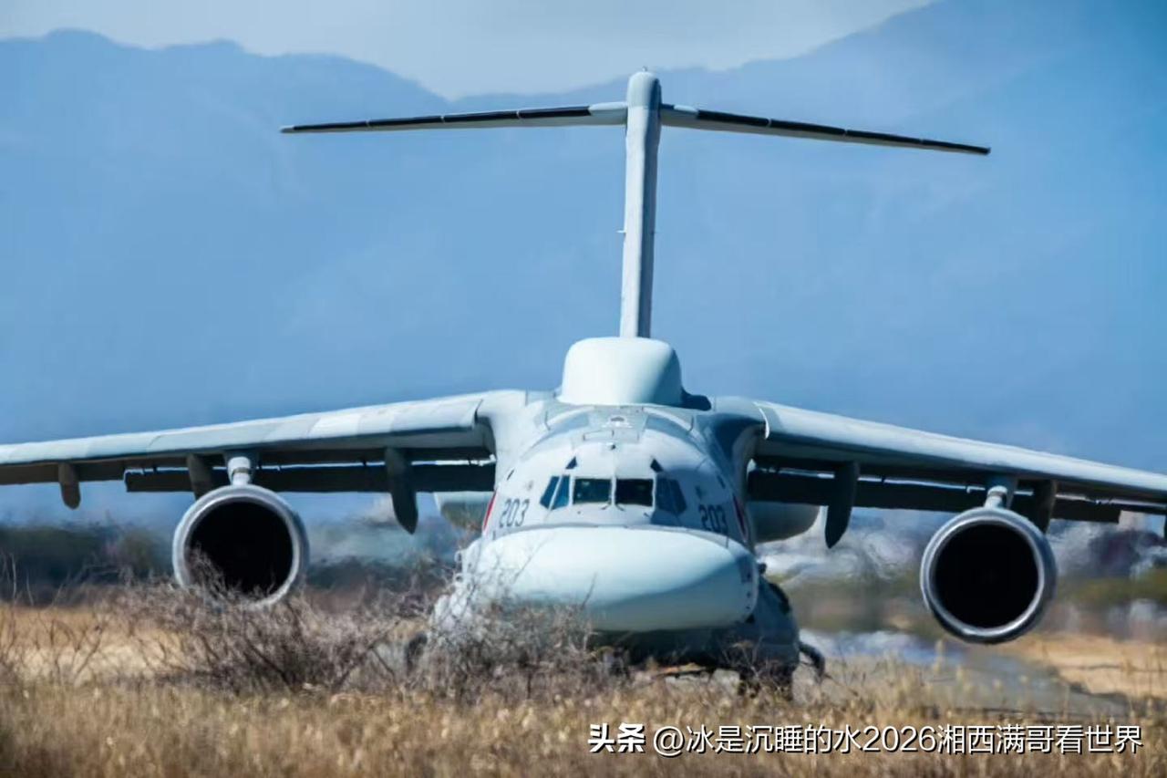 日本航空自卫队公布了其最新型电子战飞机——川崎 EC-2 SOJ。在日本岐阜空军