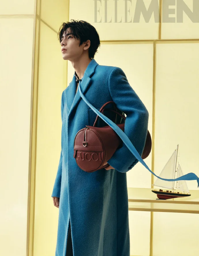 张凌赫｜  ELLEMEN 八月刊封面人物