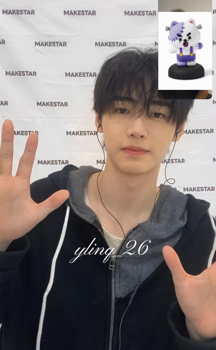 朴成训[超话] 260923 MAKESTAR 5.0 视频签售SnoWe来家里
