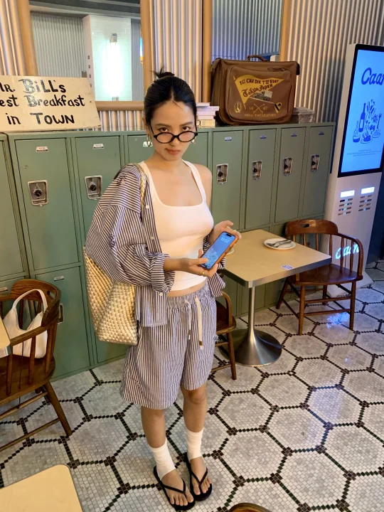 雨下的发如霉🌂