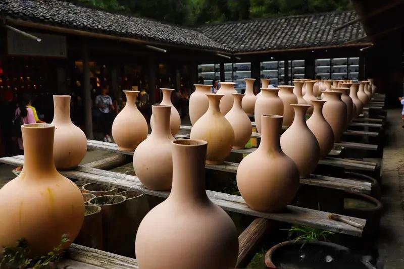 万能的网友们，我有件事儿想不明白。
52会怎么会在瓷都开呢？
按常理说，事情在那