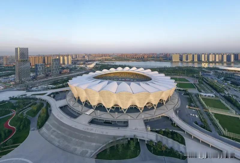 2029年全运会要在湖南举办啦！就在11月21日深圳的十五运会闭幕式上完成了会旗