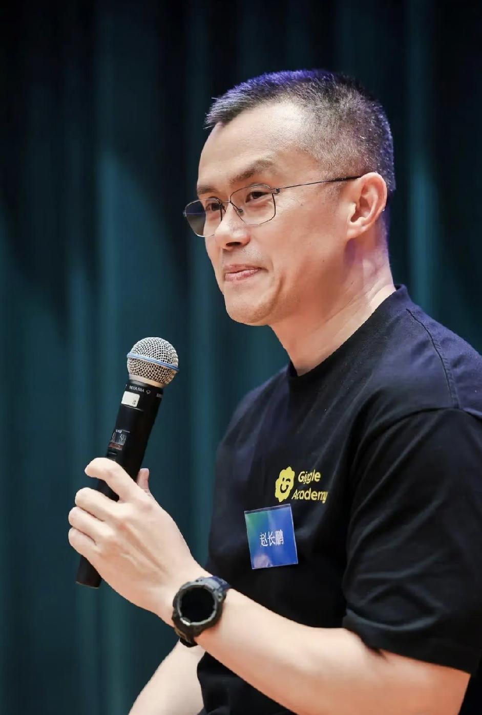 孙宇晨还是服软了
不是他收到了3000彩礼退款，也不是他突然发善心了，而是币圈真