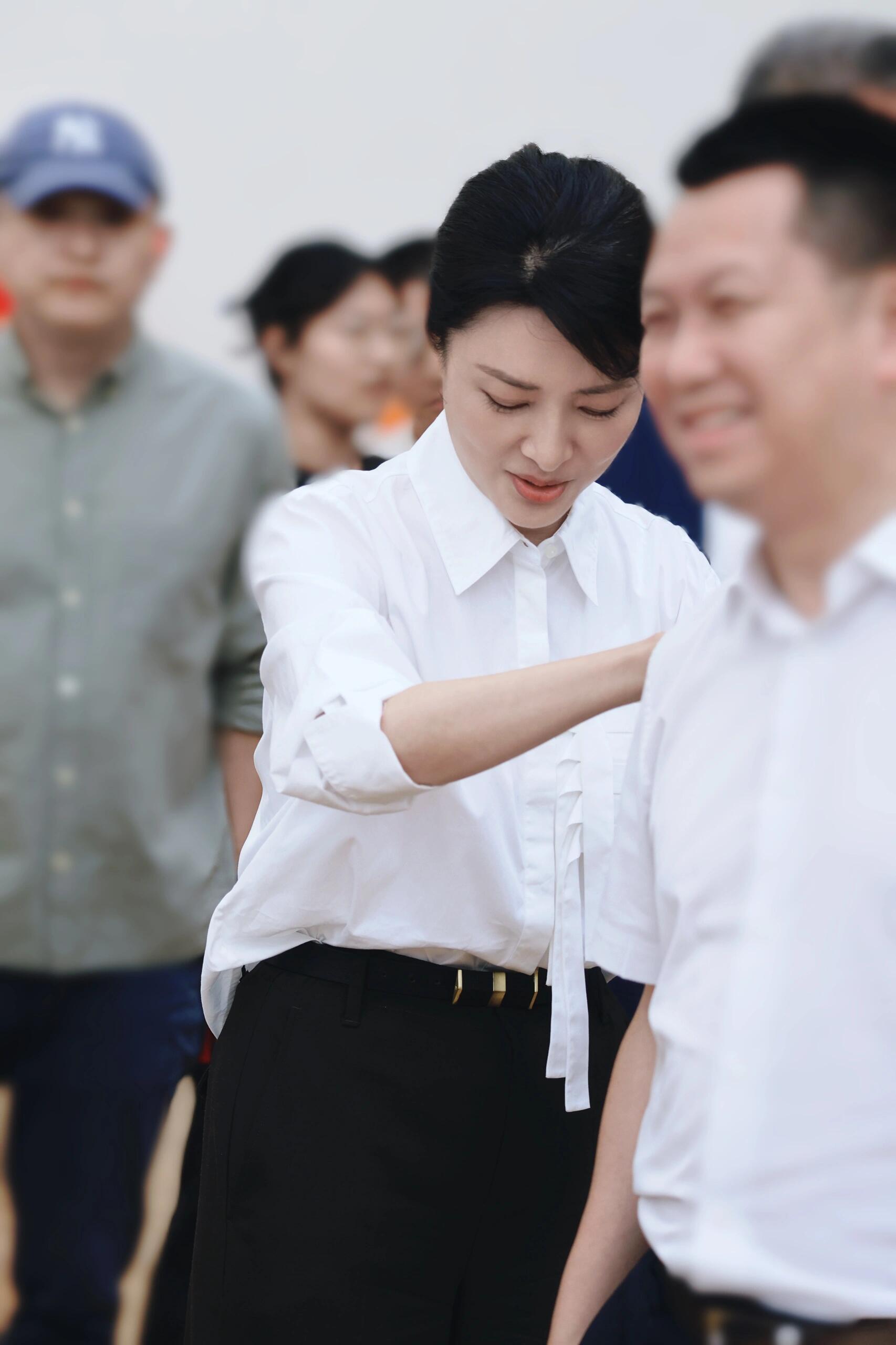 周涛我不想努力了下辈子能让我当一当周涛吗[捂嘴哭][捂嘴哭][捂嘴哭]，好一款绝