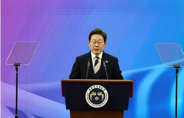 吃完了酒席，李在明启程离京，临走前终于对华改口，一个时代告终
自2025年6月上