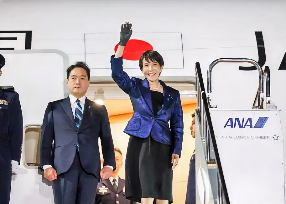 万万没想到啊！高市早苗如此狡猾！刚刚，日本多家媒体发布快讯称，首相高市早苗突然决