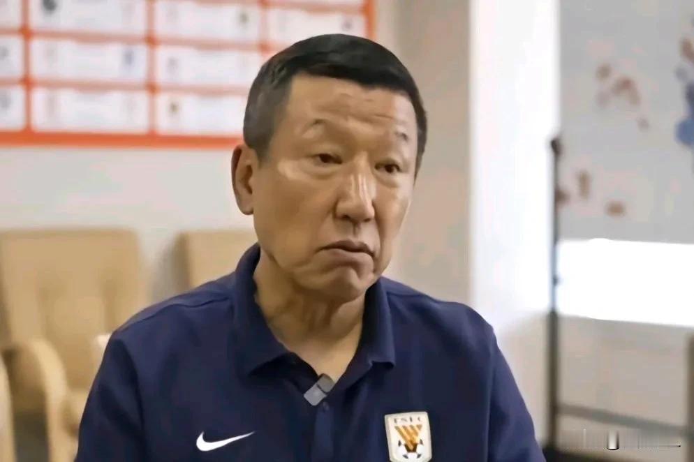 崔康熙因病返韩治疗引球迷猜测，下课？辞职？被蔚山现代挖走？根本不存在，理由有三: