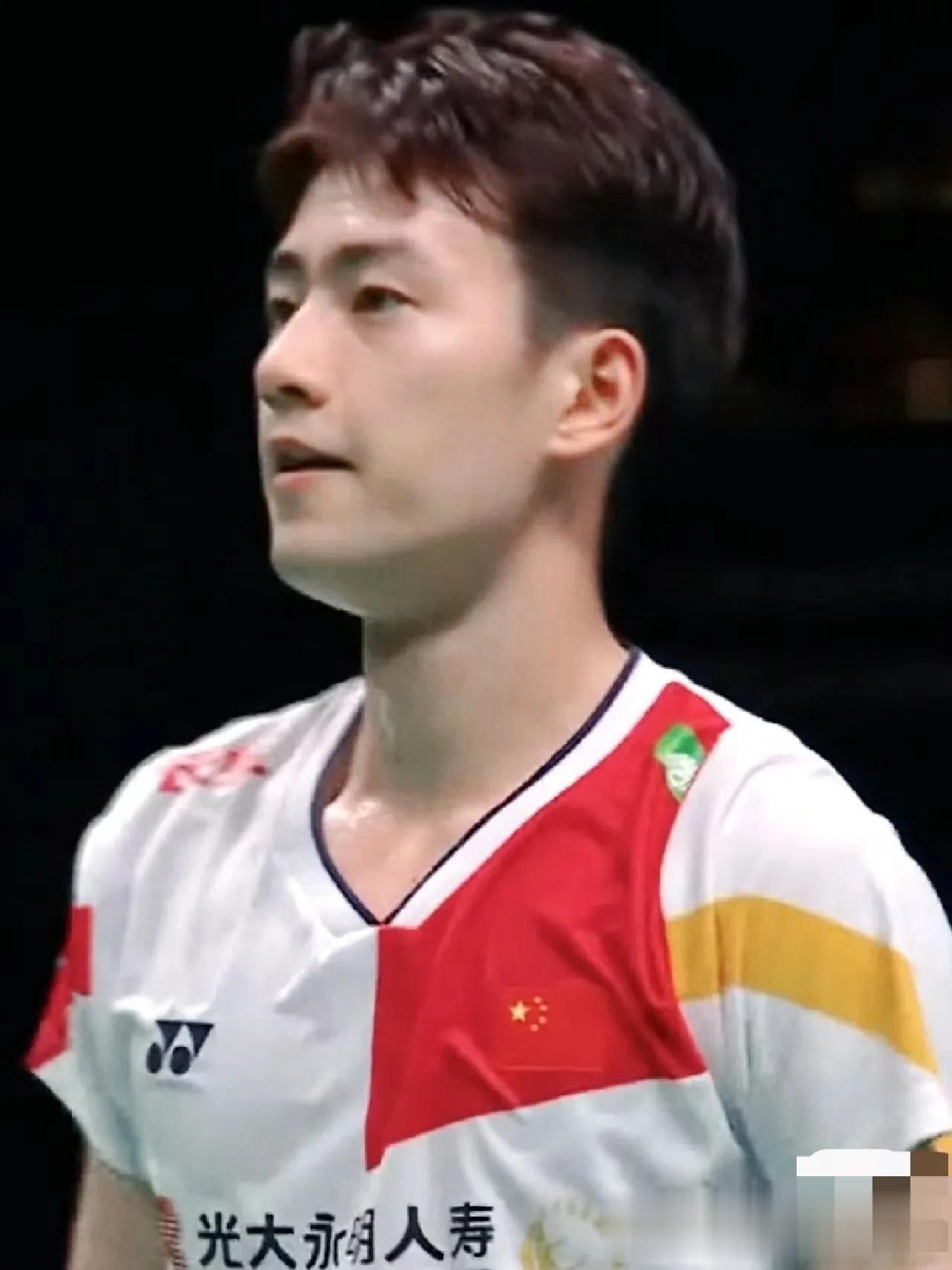 来一波国羽男双新星王昶的珍贵宝藏帅照[送心]
       
