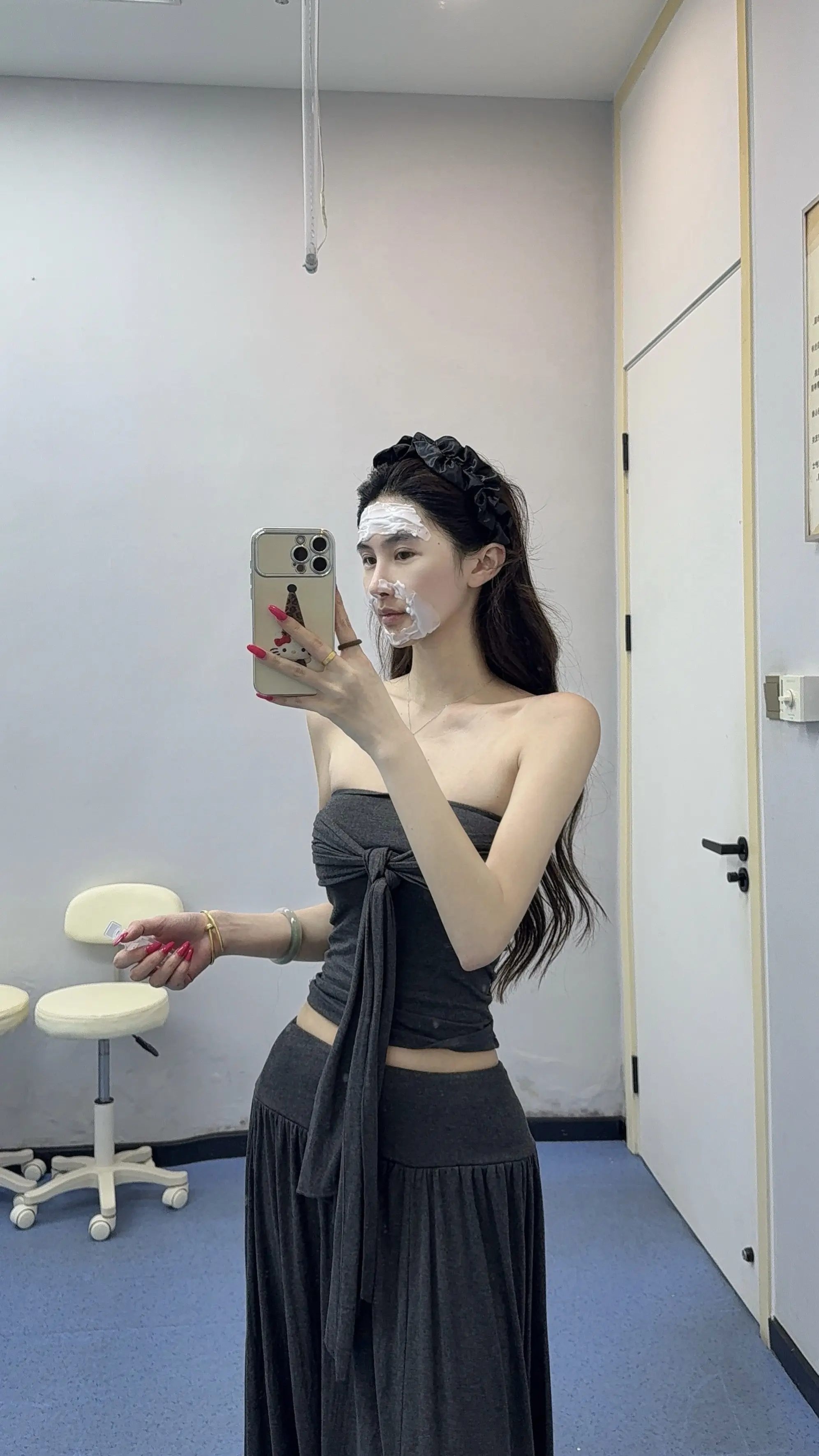今天休息 去变身