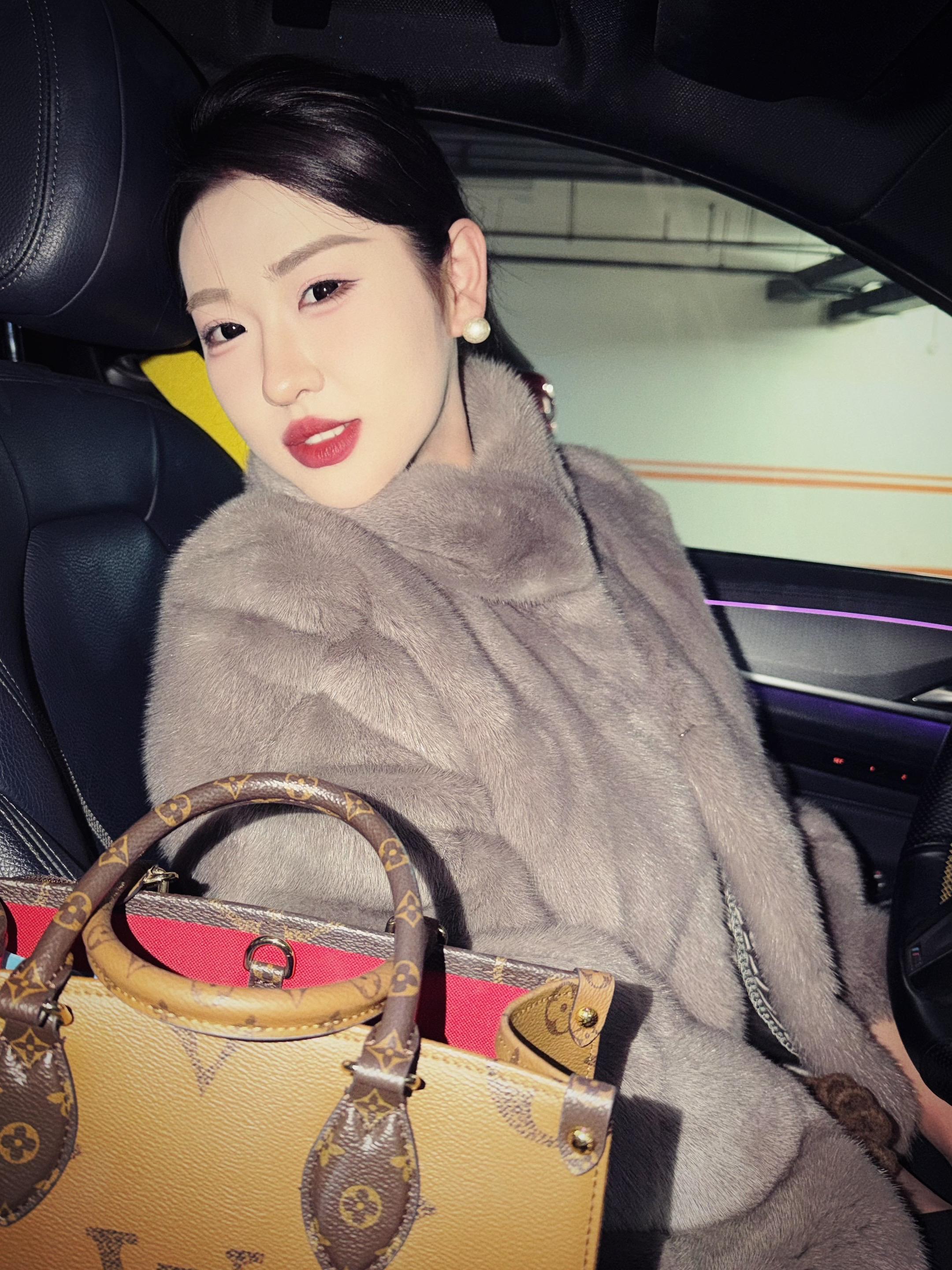 后来我学会了换位思考 确实我哪都很好。